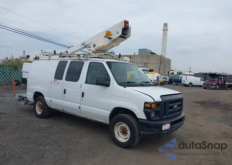 2008 Ford E-350 Super Duty Commercial/Recreational из США, поврежденный, VIN 1FTSE34L88DB30905